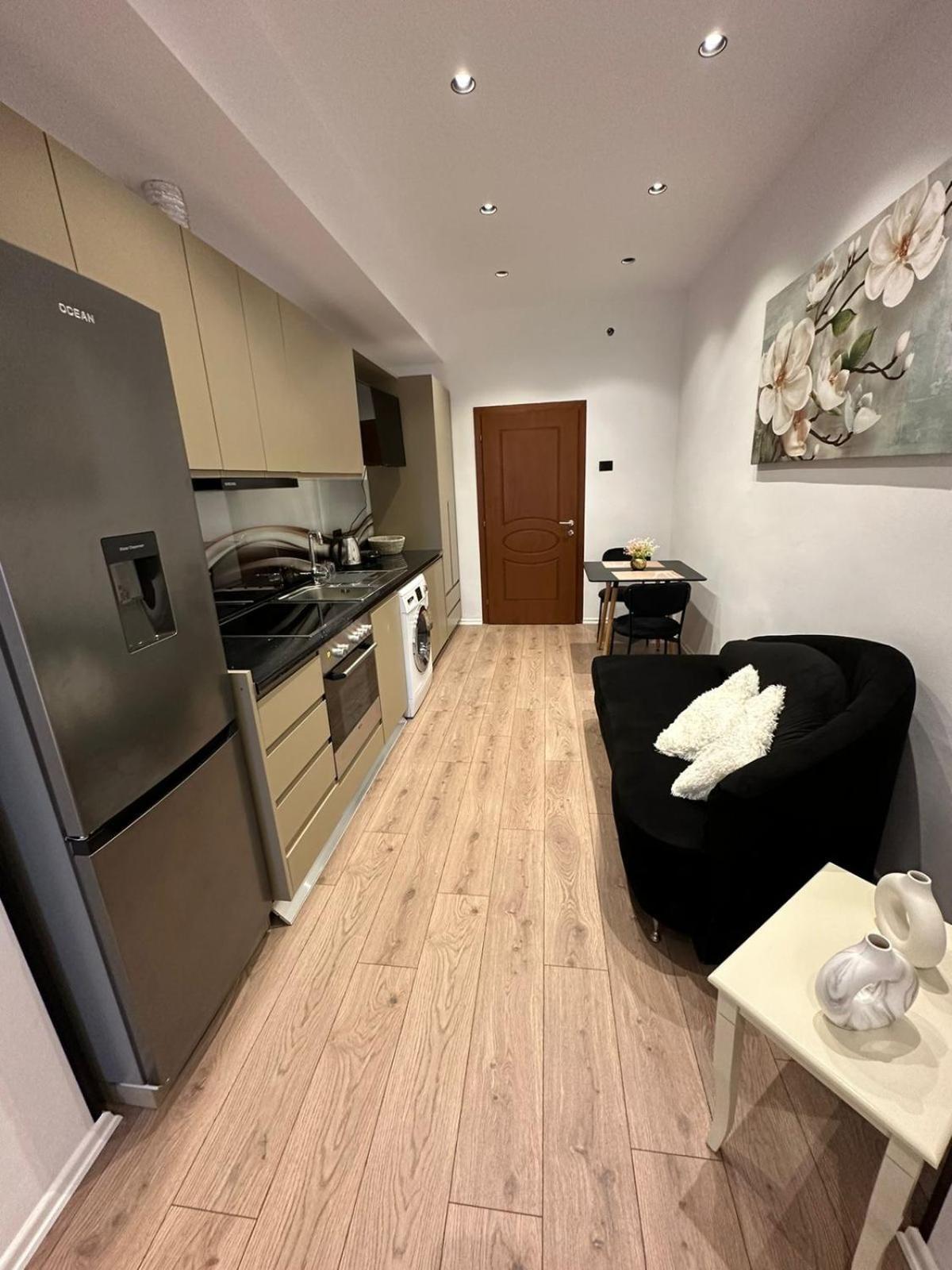 Heart Of Tirana Apartment ภายนอก รูปภาพ