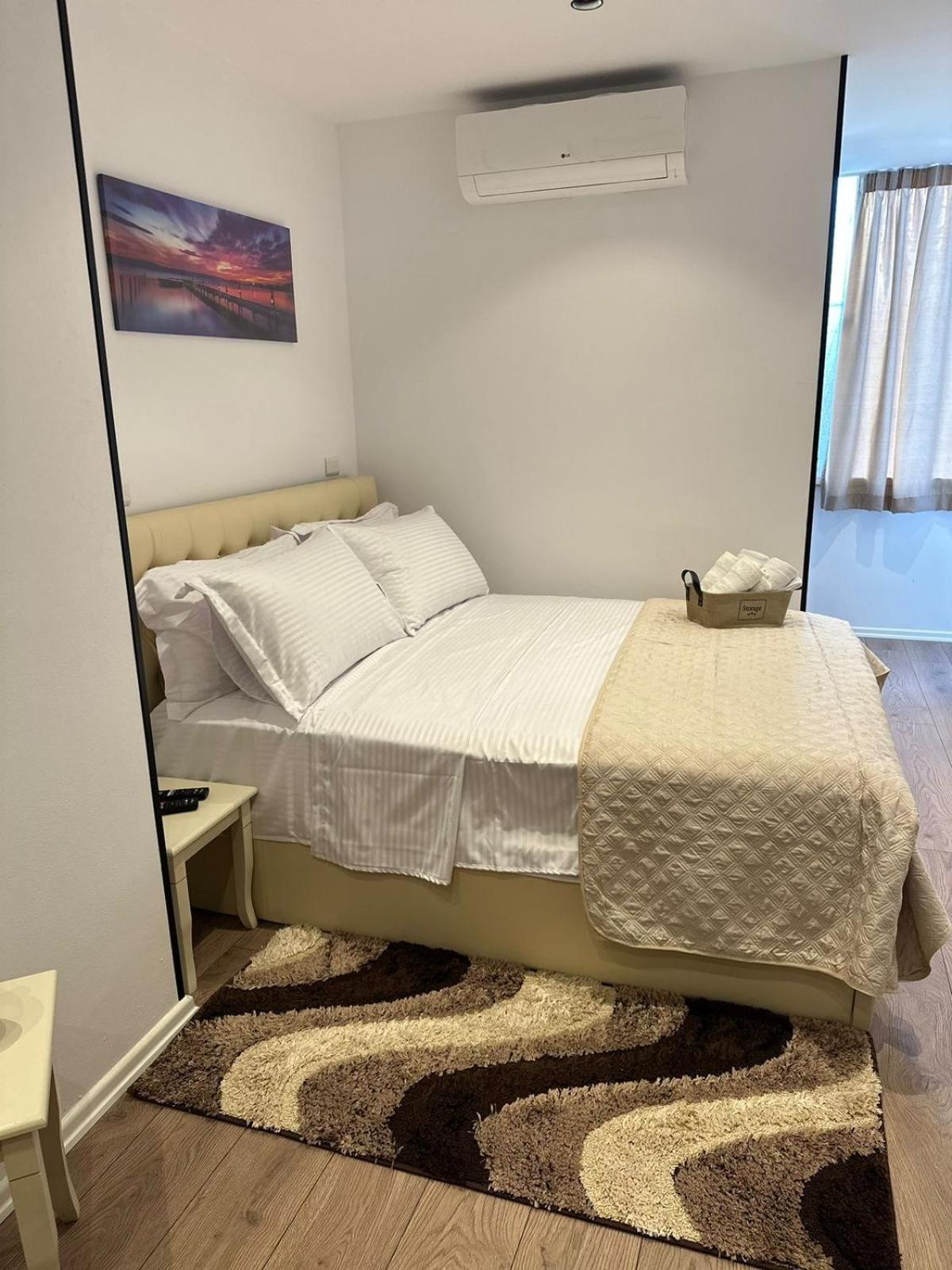 Heart Of Tirana Apartment ภายนอก รูปภาพ